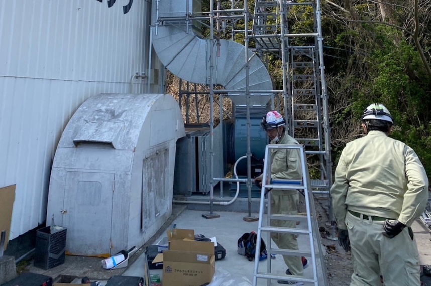 現場の作業風景